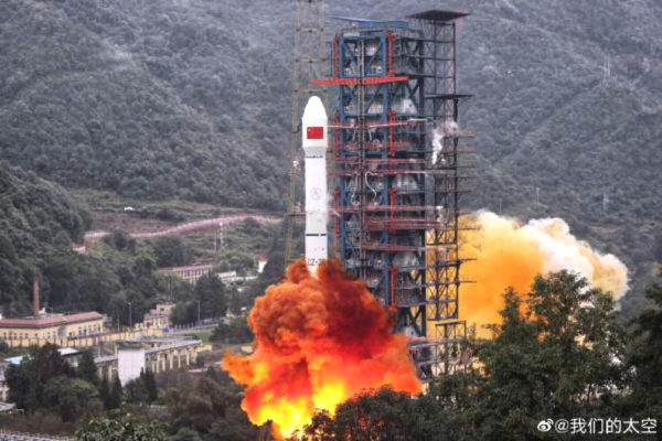 China Launches A Test Space Debris Mitigation Satellite