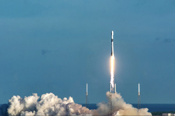 Flying to the Moon is the South Korean Pathfinder Lunar Orbiter thanks to a SpaceX Falcon 9