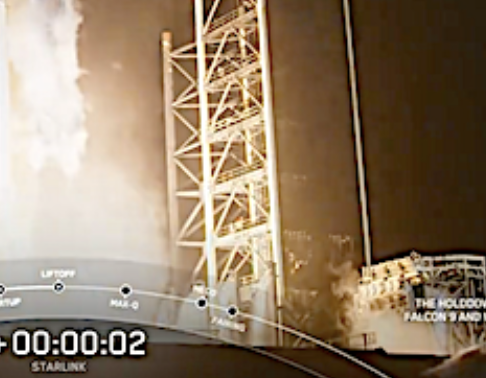 SpaceX on Sunday sends 29 smallsats of Starlink Group 6-84 from the foggy Cape