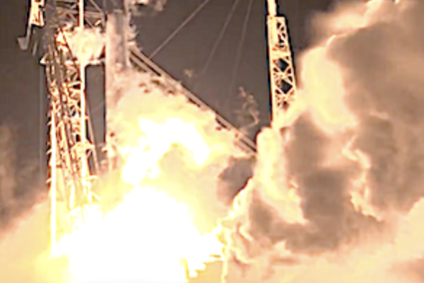 SpaceX launches Starlink Group 12-19 smallsats including 13 Direct to Cell