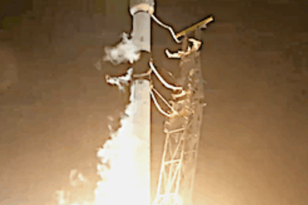 Starlink's early Sunday smallsat Group 11-30 launch from California