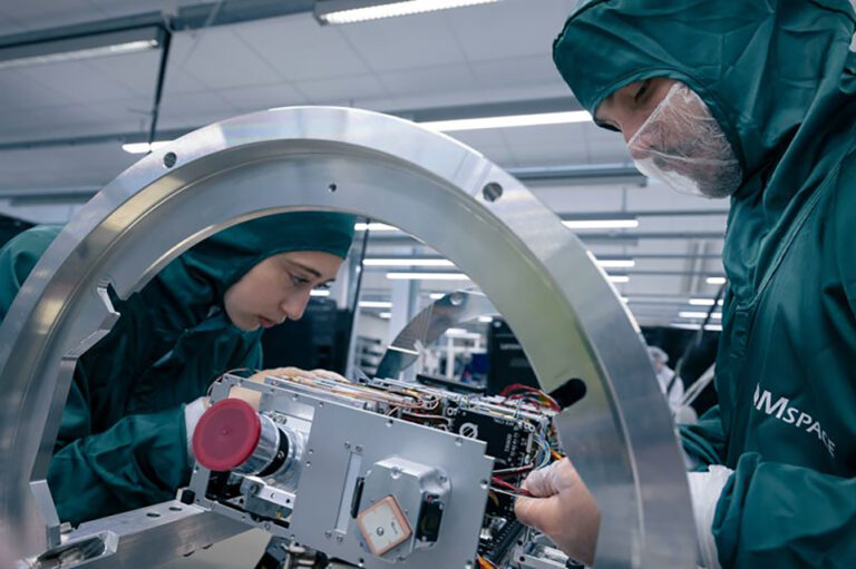 GomSpace Secures €2.9 Million Contract for North American Lunar Mission